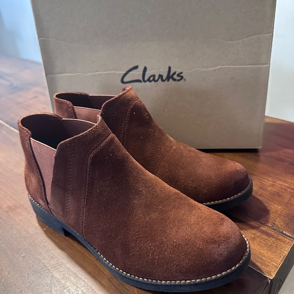 Clark shoes- Demi Beat tan suede - Picture 4 of 5